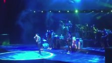 Tarkan - Üşüdüm (Canlı Performans)