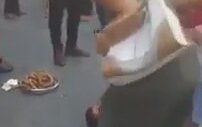 Bayılma Numarası Yapan Simitçi