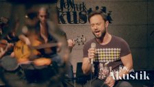 Özgün - Şimdi Burada Olsan (Akustik Canlı Performans)