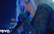 Shakira - Si Te Vas (from Live & Off the Record)