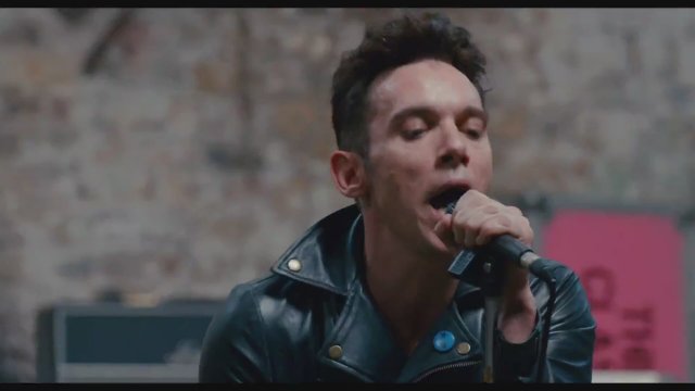 London Town (2016) Fragman