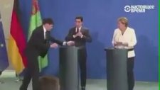 Türkmenistan Lideri Merkel'in Ağzını Açık Bıraktı