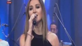 Çiğdem Yarkın - Sen Kimseyi Sevemezsin Çiğdem Yarkın - Sen Kimseyi Sevemezsin