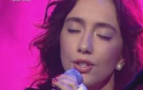 Öykü & Berk - Takvimlerden Haberin Yok Mu? (Canlı Performans)