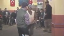 Dale Don Dale Şarkısıyla Kopan Amcalar