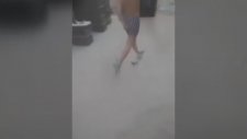 Dünyanın En Acı Michael Jackson Dansı