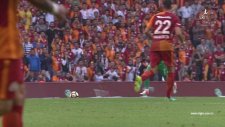 Muslera'nın Etoo'yu Bakkala Yollaması