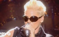 P!nk - Trouble