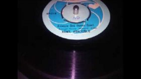 Kamil Abalıoğlu - Evinizin Önü Damın Üzeri Plak Kayıt - Nostalji Müzik Kamil Abalıoğlu - Evinizin Önü Damın Üzeri Plak Kayıt - Nostalji Müzik