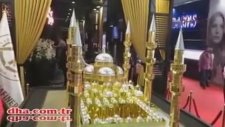 Çamlıca Camii'nin Altın Minyatürü