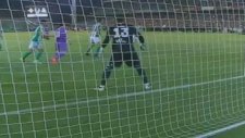 Raphael Varane'ın Real Betis'e Attığı Gol