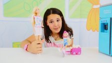 Barbie Oyunları - Play Doh Oyun Hamuru İle Sandviç Yapımı.