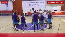 Canik Belediyespor Oyuncuları, Antrenörlerinin Vefat Haberiyle Yıkıldı