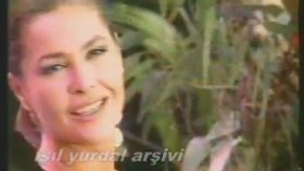 Hülya Avşar - Gözlerini Güneşim Seçtim Hülya Avşar - Gözlerini Güneşim Seçtim