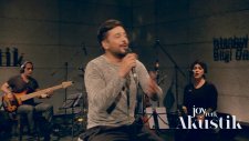 Emre Altuğ - Adını Söylerdim (Akustik Canlı Performans)
