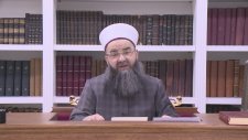 Diyanet Reis Yardımcılarından Biri Şalvar Cübbe Münzel midir Demiş Pantolon Ceket Münzel midir?