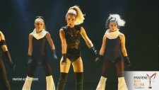 İrem Derici'nin Altın Kelebek'teki Şovu