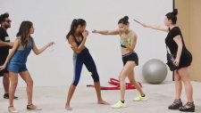 Adriana Lima'da Mannequin Challenge Akımına Katıldı