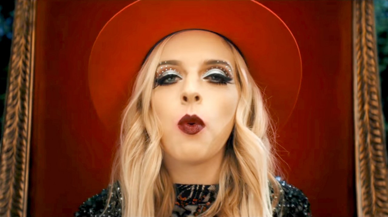 Lindsey Stirling Hold My Heart Feat. ZZ Ward Dinle