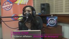 Hande Ünsal - Vicdanın Affetsin (Akustik Canlı Performans)