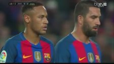 Barcelona 0-0 Malaga (Maç Özeti - 19 Kasım 2016)