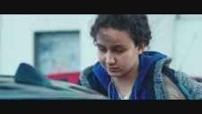 Divines (2016) Fragman