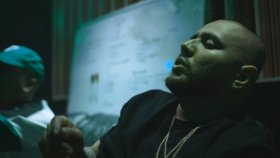 Farruko - Mas Dinero Mas Problemas Farruko - Mas Dinero Mas Problemas