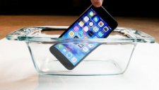iPhone 7'yi Dünyanın En Güçlü Asidiyle Ziyan Etmek