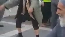 MENZİLİN SOFİLERİ HEPSİ AYNI GENCİNDEN YAŞLISINA KADAR CAHİL KAFİR NE DİN BİLİR NE KUR-AN NE EDEP