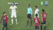 Dünya'nın Gözü Önünde Skandal!
