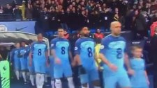 Manchester City'li Futbolcular Seremoniye İlkay Gündoğan Formasıyla Çıktı