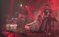 Tadım Sahne / İrem Derici – Gizli Sevda