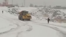 Belden Kırma Kaya Kamyonunun Karda Kayması