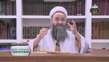 ALKOL İÇMEK ZİNA YAPMAK YILBAŞI NOEL KUTLAMAK HARAMDIR BUNLARI YAPAN KAFİR OLMAZ DİYOR KAFİR HAHAM