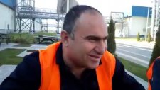 Askerde Dayak Yemek Sanatsal Anlatan Adam