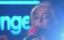 Martin Garrix, Bebe Rexha - In The Name Of Love - Akustik Canlı Performans