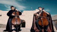 Game of Thrones'un Ana Tema Müziğini Muhteşem Şekilde Cover'layan 2CELLOS