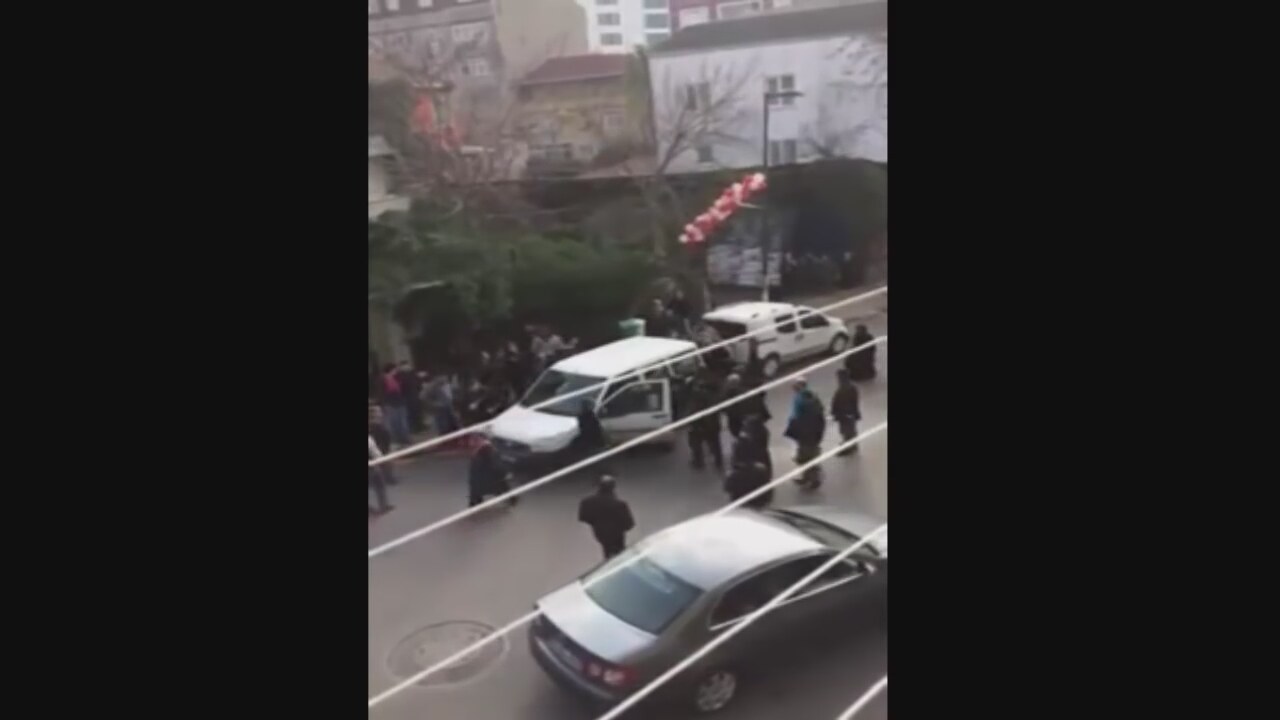 Rüyada Kamyon Çarpması Ve Kamyoncu Görmek Ne Demek Rüyada Kamyon Çarpması Ve Kamyoncu Görmek Ne Demek