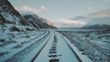 Alaska Çevresinde Bir Trenle Muhteşem Bir Gezintiye Ne Dersiniz?