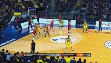 Galatasaray Maçında Jan Vesely'den Alley Oop