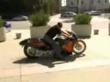 dünyanın en hızlı motoru duvara çaktı