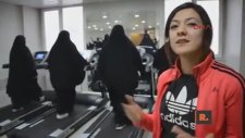Spor Salonunda Basına Ve Başkana Çarşaflı Önlem