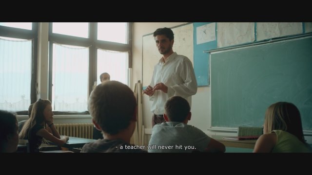 Hunting Flies (2016) Fragman