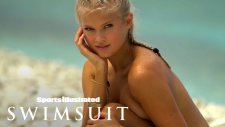 Vita Sidorkina Yürek Hoplattı (Sports Illustrated Swimsuit 2017)