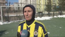 49 Yaşındaki Kadının Futbol Tutkusu