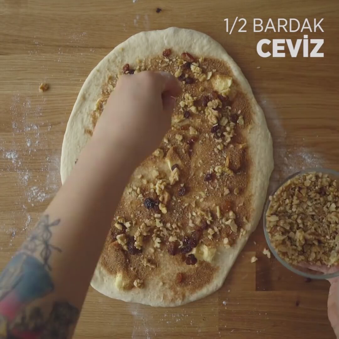 Kremalı Muzlu Çörek Kremalı Muzlu Çörek