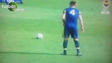 Fenerbahçe'nin genç yıldızından müthiş frikik
