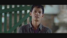 Surga Yang Tak Dirindukan (2015) Fragman