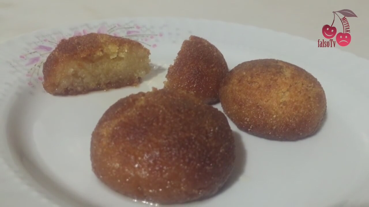 3 Malzemeli Davetsiz Misafir Tatlısı 3 Malzemeli Davetsiz Misafir Tatlısı