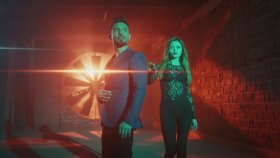 Cüneyt Tek - Yabancı Cüneyt Tek - Yabancı